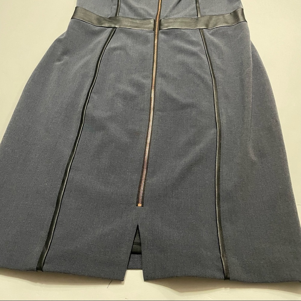 Ivy & Blu Maggy Boutique Sleeveless Formal Dress Zipper Front Closure Size 10 - Picture 4 of 7
